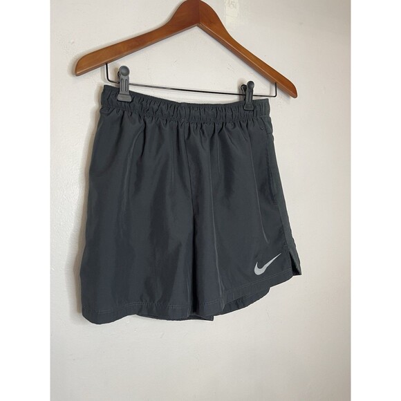 Nike Women's Medium Black 4.5" Inseam Active Shorts Running - Picture 2 of 6
